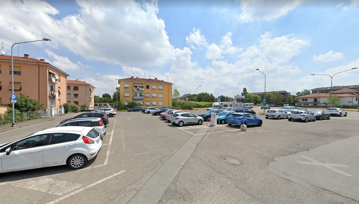Novi Ligure (Alessandria) – Via Fratelli Rosselli 7 – Parcheggio Camper