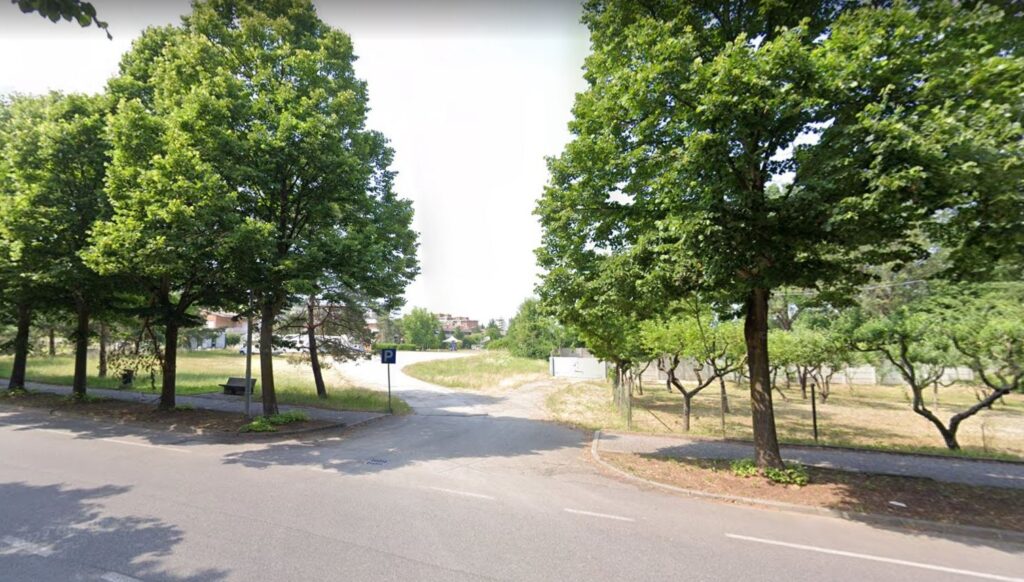 Valenza (Alessandria) – Via del Castagnone 54 – Parcheggio Camper