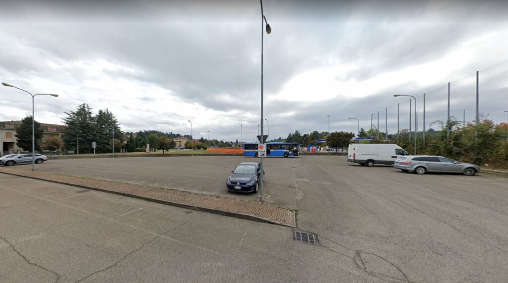 Valenza (Alessandria) – Via Carlo Marx 10 – Parcheggio Camper