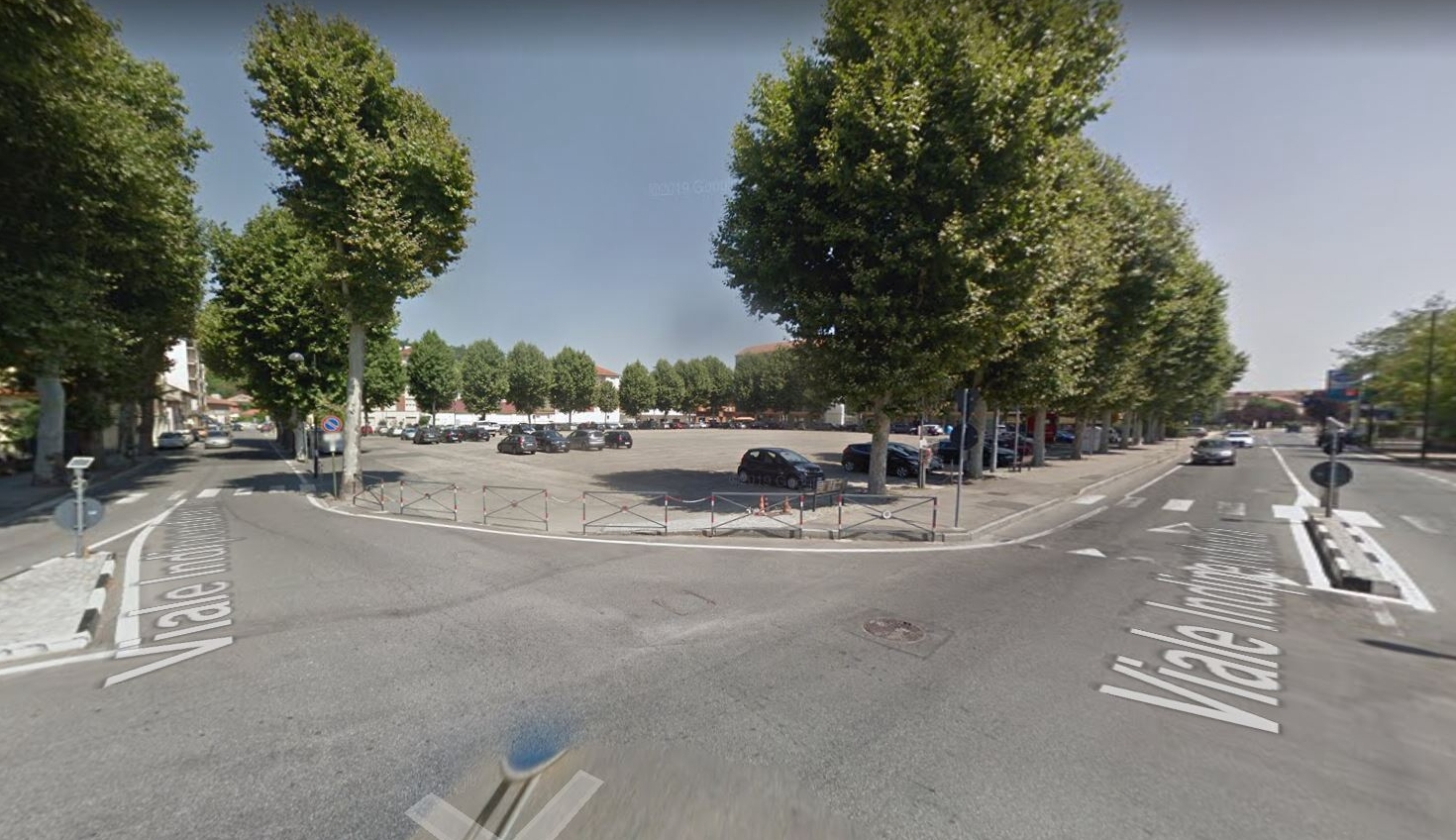 Canelli (Asti) – Piazza Unione Europea – Parcheggio Camper