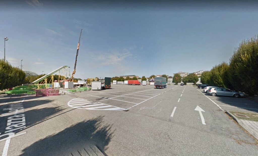 Alba (Cuneo) – Piazza Medford – Parcheggio Camper