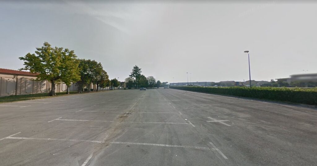 Carru’ (Cuneo) – Parcheggio Pubblico Cimitero – Camper Service e Sosta