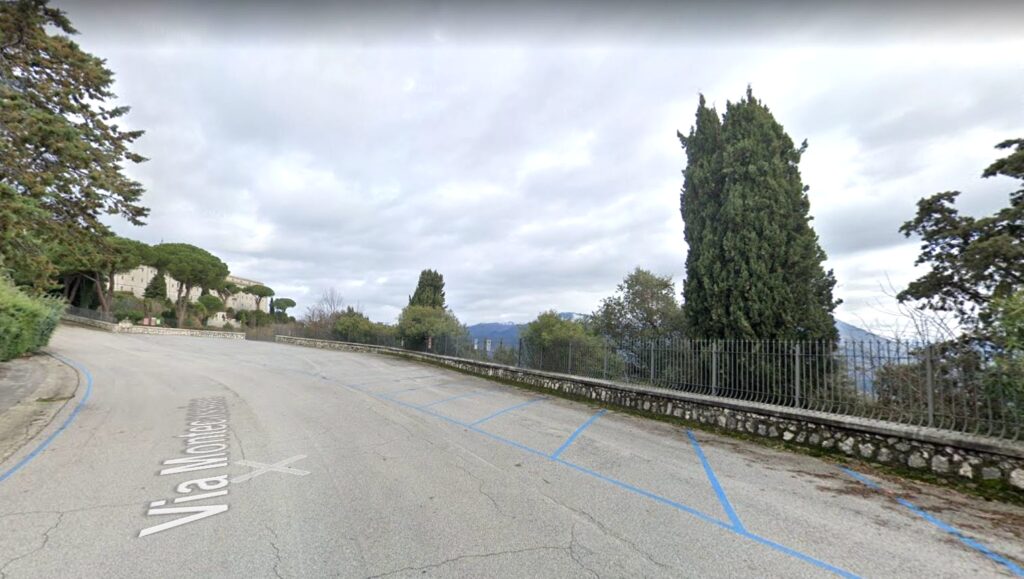 Cassino (Frosinone) – Parcheggio Abbazia – Sosta Camper