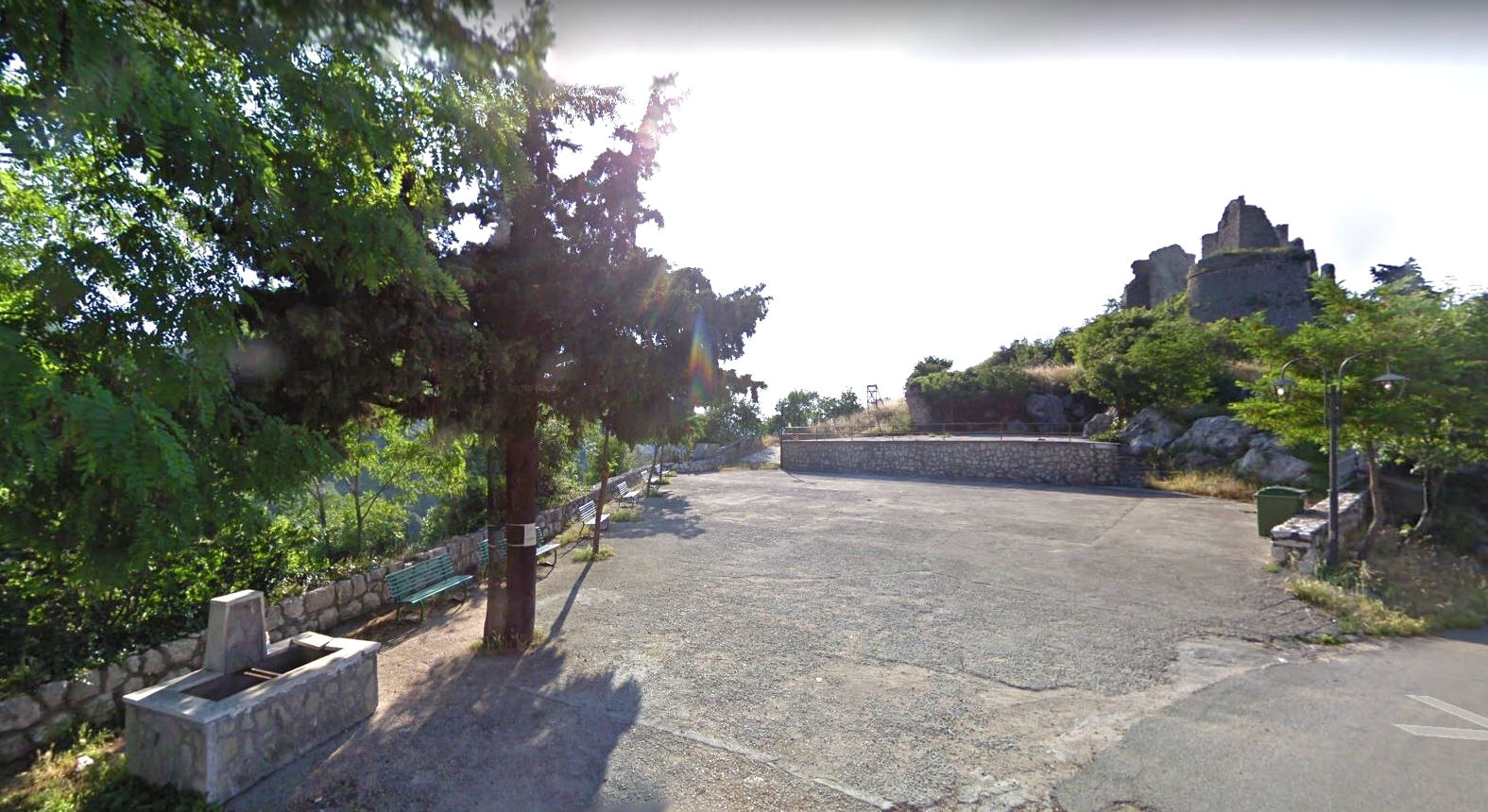 Esperia (Frosinone) – Piazzale San Giovanni De Matha – Parcheggio Camper