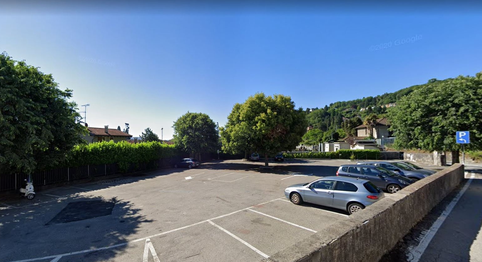 Meina (Novara) – Via Roma 7 – Parcheggio Camper