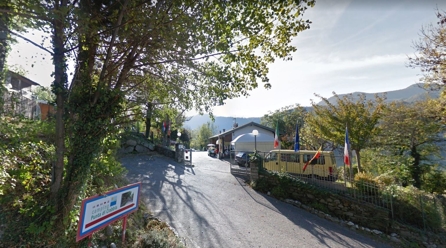 Pettenasco (Novara) – Campeggio Punta di Crabbia – Parcheggio Camper