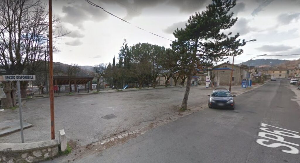 Petrella Salto (Rieti) – Via Valle del Salto 35 – Parcheggio Camper