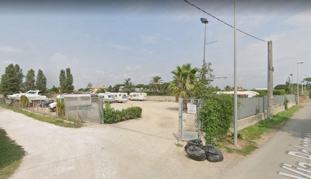 Nettuno (Roma) – Via Palestrina 9 – Parcheggio Camper e Camper service