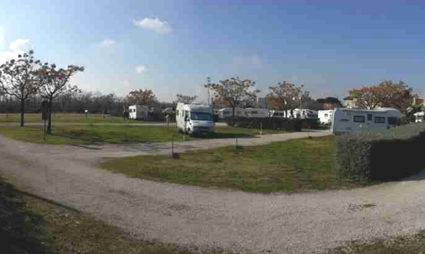 Roma (RM) – Centro Vendita LGP – Area Camper