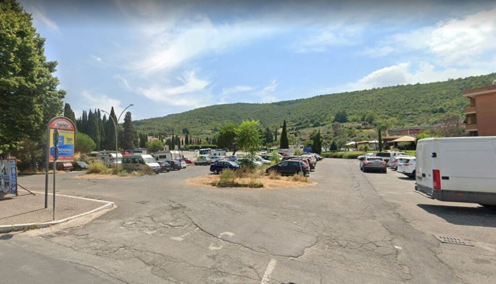 Tivoli (Roma) – Largo Saragat – Parcheggio Camper