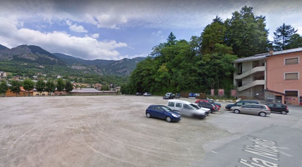 Demonte (Cuneo) – Piazza Nuto Revelli – Parcheggio Camper