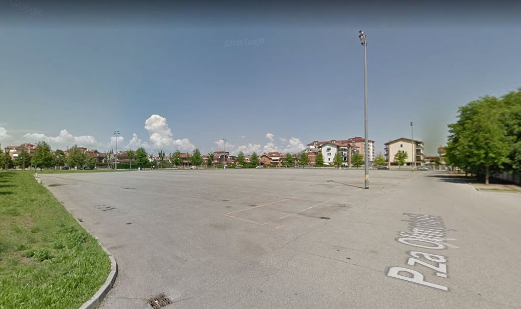 Carmagnola (Torino) – Piazza Olimpiadi – Parcheggio Camper