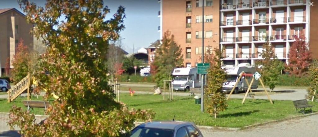 Carmagnola (Torino) – Piazza Sandro Pertini – Parcheggio Camper