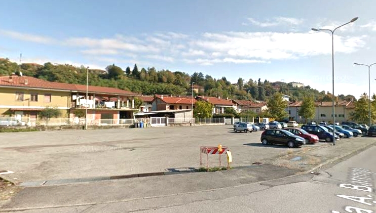 Castellamonte (Torino) – Piazza Sandro Pertini – Parcheggio Camper