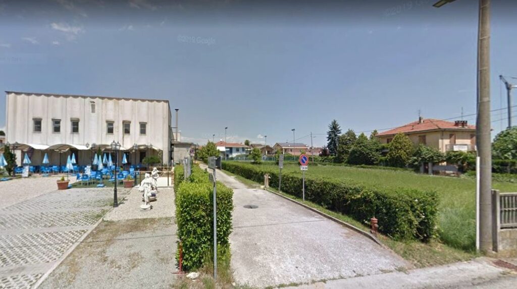 Cavour (Torino) – Via Vigone 3 – Area Camper