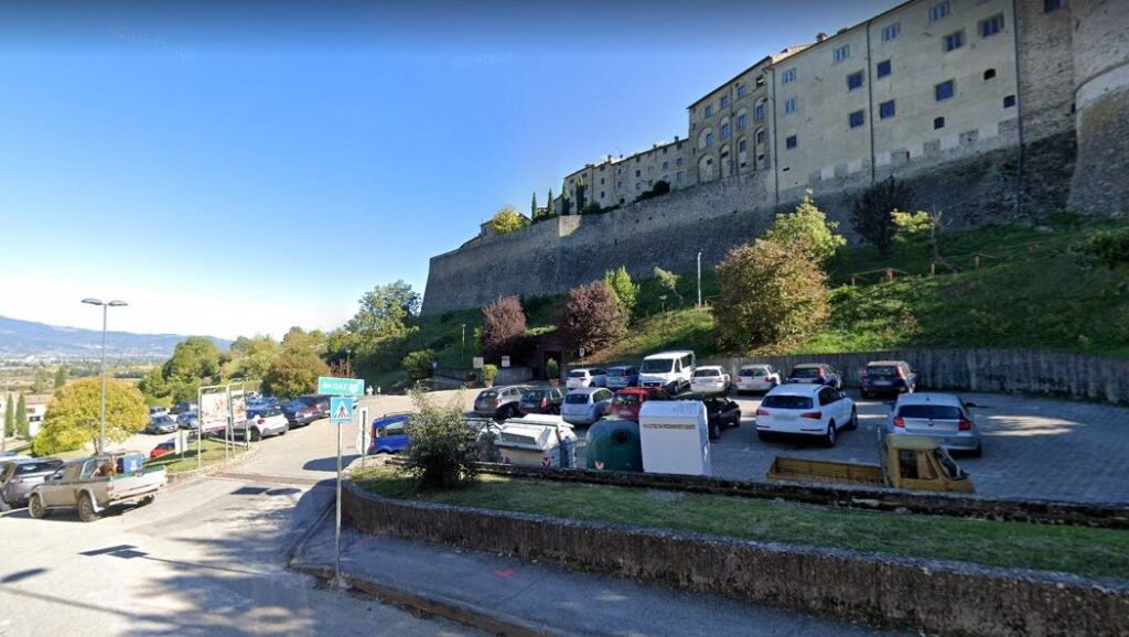 Anghiari (Arezzo) – SP 43 della Libbia 121 – Parcheggio Camper