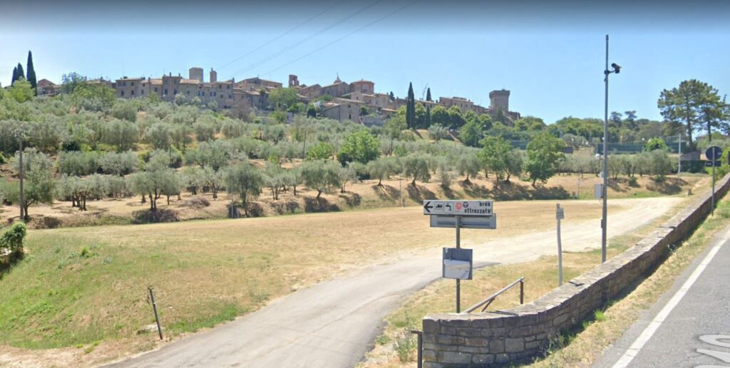 Lucignano (Arezzo) – SP 19 del Procacci – Area Camper