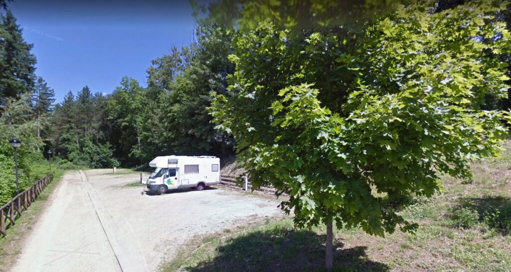 Pratovecchio Stia (Arezzo) – Via Londa 36 – Area Camper