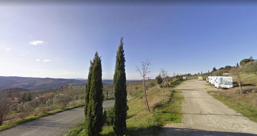 Greve in Chianti (Firenze) – Via degli Orti – Parcheggio Camper