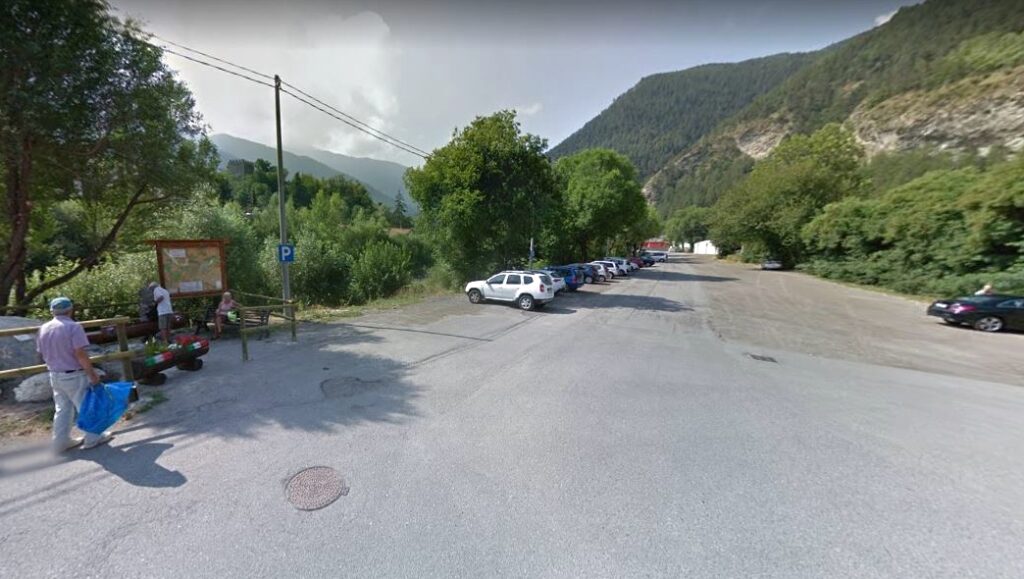 Oulx (Torino) – Viale Cavalieri di Vittorio Veneto – Parcheggio Camper