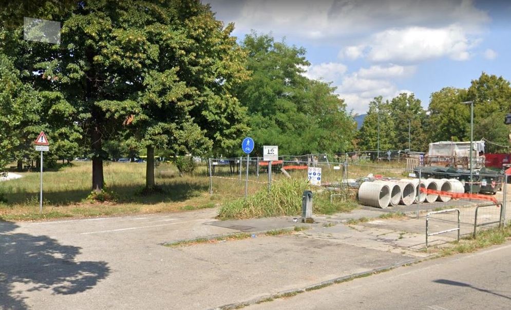 Torino (TO) – Strada Vicinale Castello di Mirafiori – Camper Service