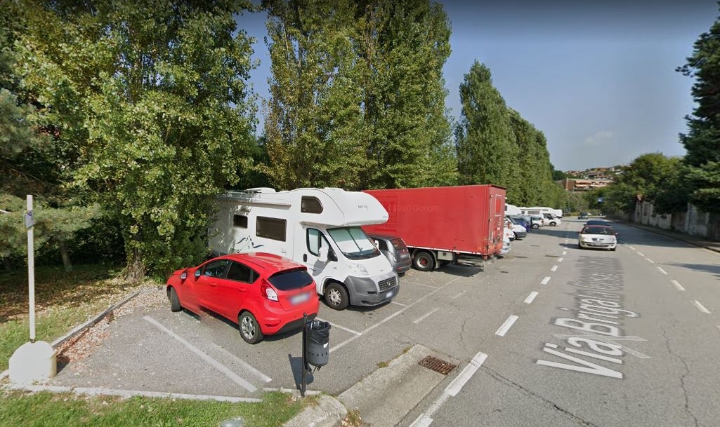 Verbania (VB) – Via Brigata Cesare Battisti 43e – Parcheggio Camper